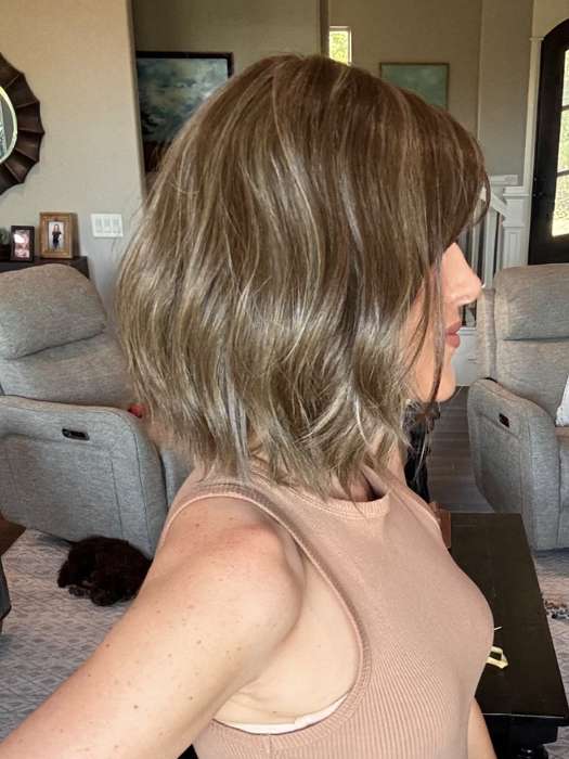 Hollie | Synthetic Lace Front Wig (Hand-Tied)